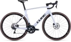 Cube Agree C:62 Flashwhite´n´carbon