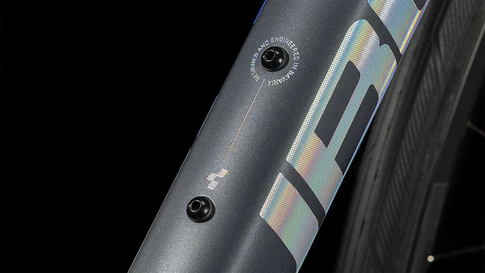 Cube Axial WS Race Metalblack´n´rainbow 5 Cube Axial WS Race Metalblack´n´rainbow – Bild 3