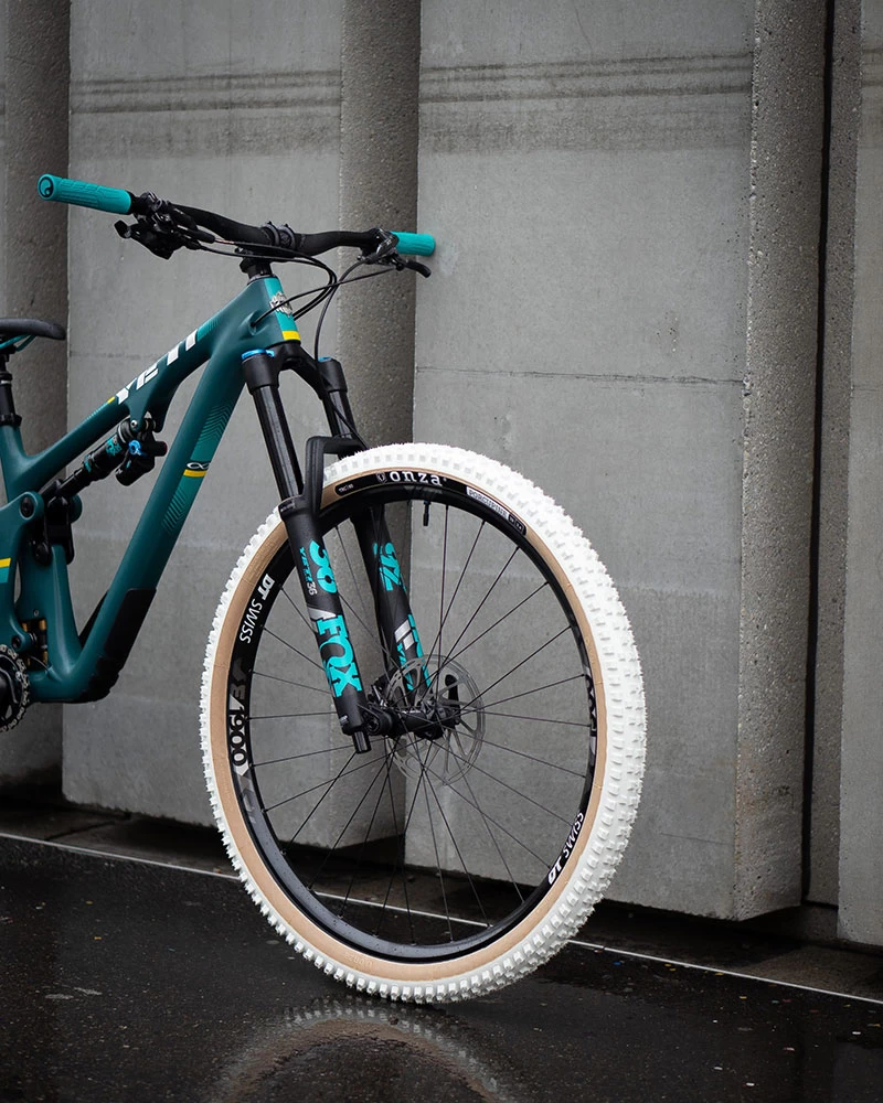 Onza Porcupine TRC 29x2.40 White Edition Faltreifen 5 Onza Porcupine TRC 29x2.40 White Edition Faltreifen – Bild 3