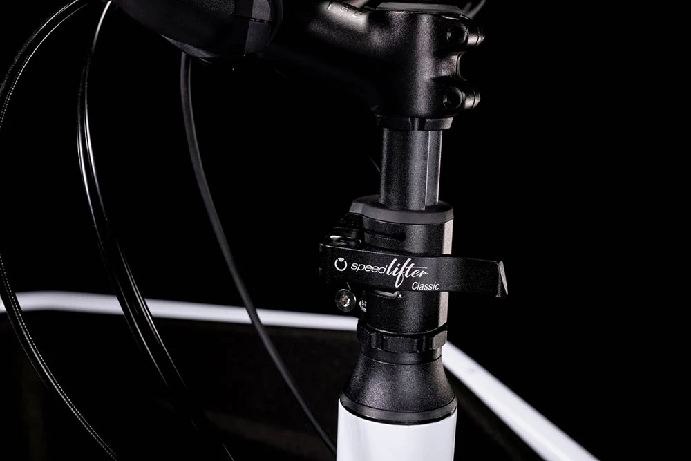 Cube Cargo Sport Dual Hybrid 1000 Flashwhite´n´black 8 Cube Cargo Sport Dual Hybrid 1000 Flashwhite´n´black – Bild 6